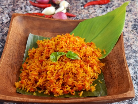 Индонезийски пикантни кокосови стърготини Serundeng - снимка на рецептата Индонезийски пикантни кокосови стърготини Serundeng - снимка на рецептата